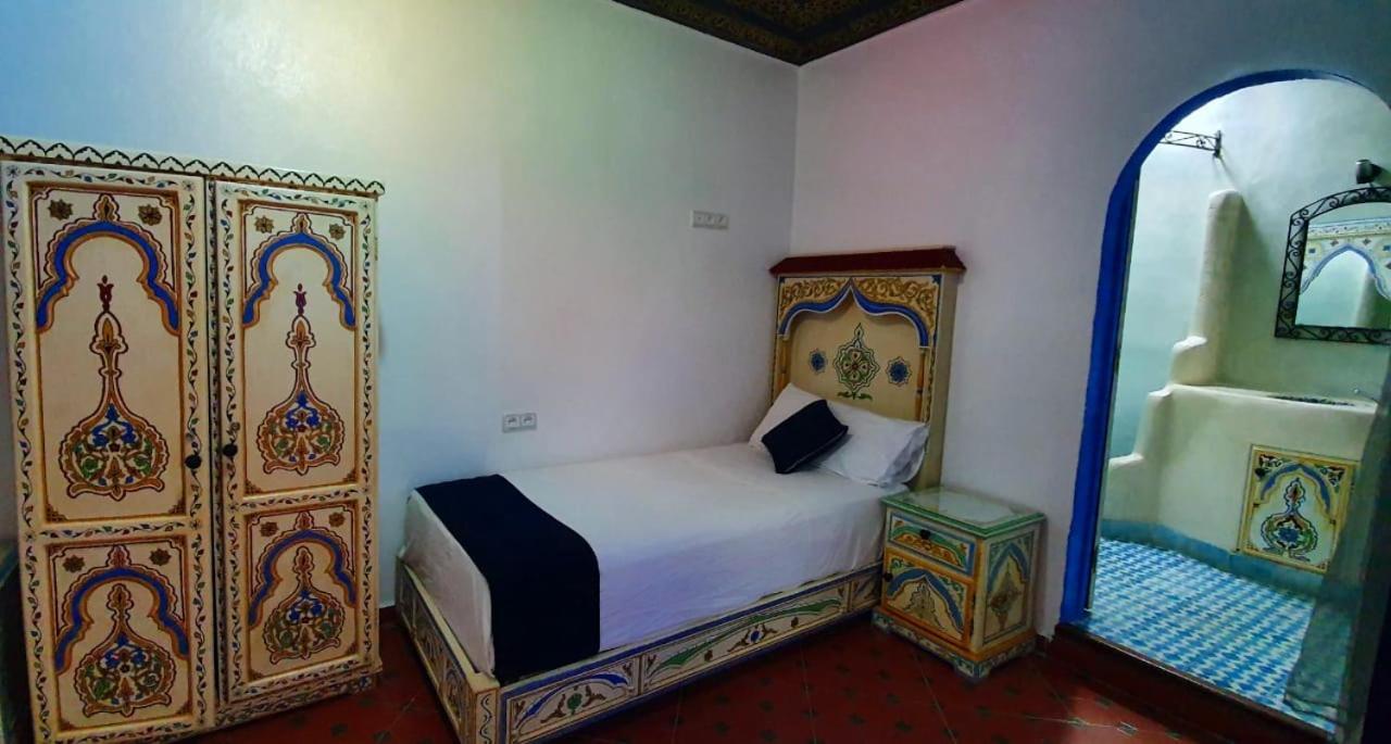 Casa El Haouta Hotel Chefchaouen Bagian luar foto
