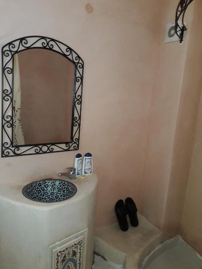 Casa El Haouta Hotel Chefchaouen Bagian luar foto